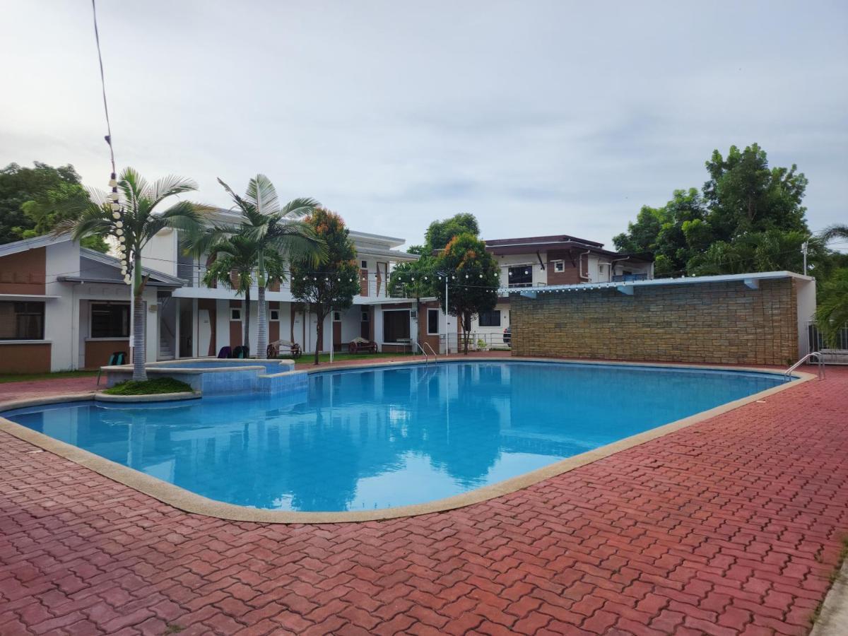 My Place Resort & Pavilion Balayan Exterior photo